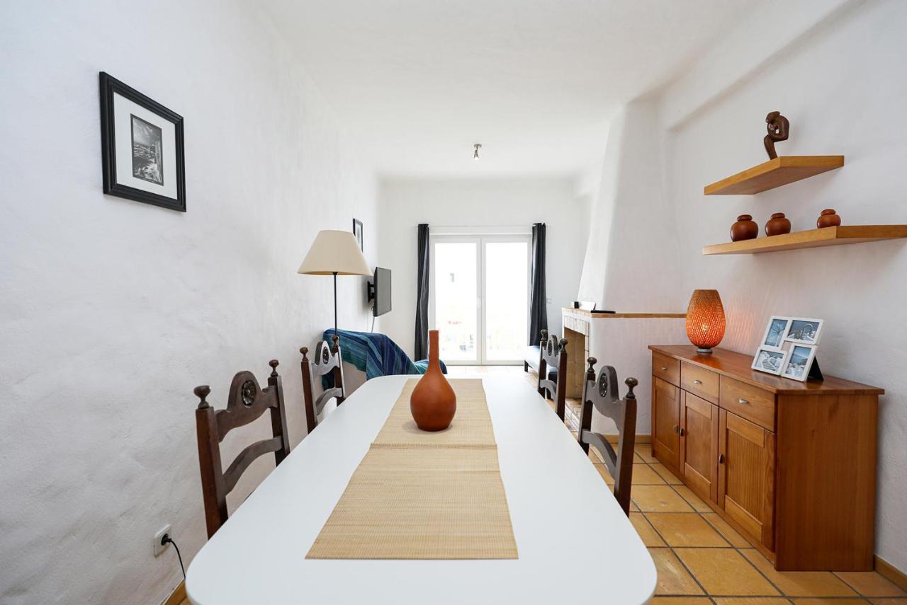 B82 - Lacobrigense Flat In Lagos Apartment Exterior photo